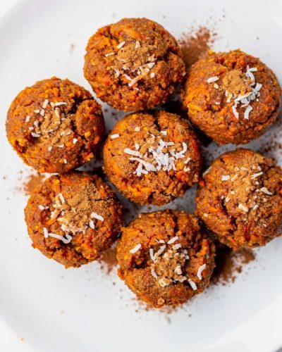 Raw Vegan Carrot Cake Bites