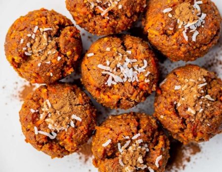 Raw Vegan Carrot Cake Bites