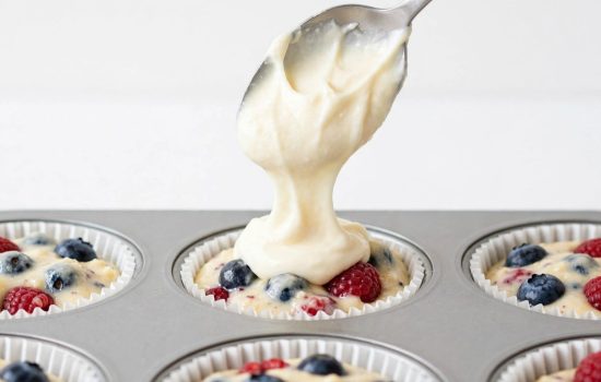 Adding cheesecake filling to cupcake batter